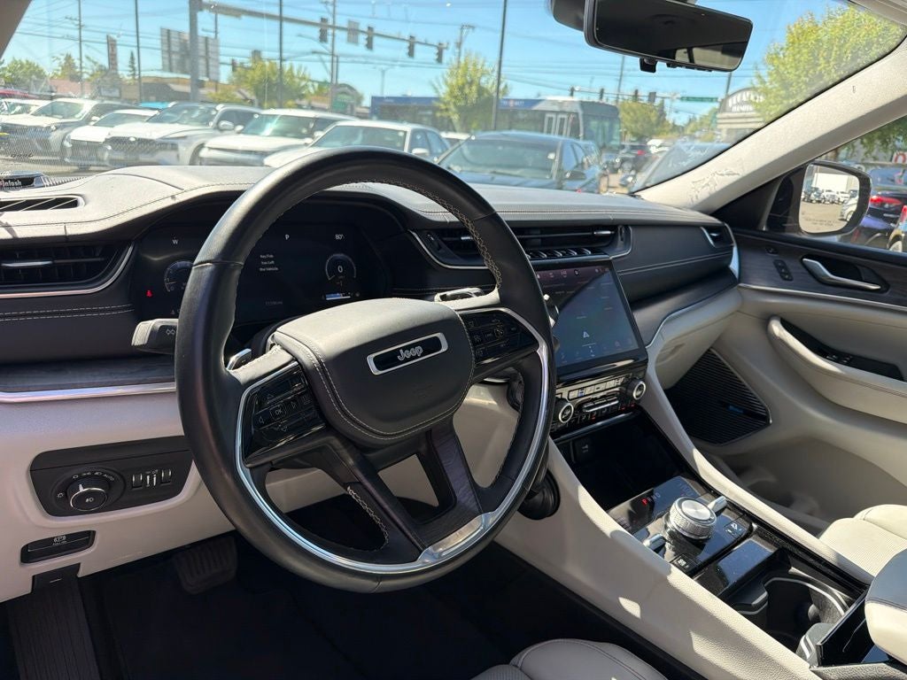 2021 Jeep Grand Cherokee L Overland 5.7L V8 HEMI