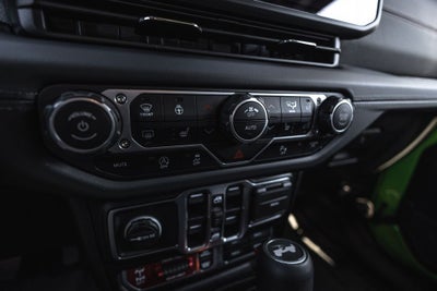 2025 Jeep Wrangler Rubicon X