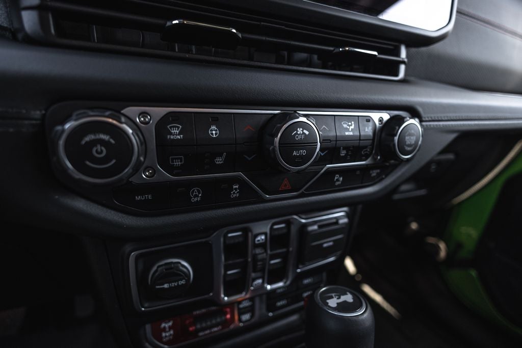 2025 Jeep Wrangler Rubicon X