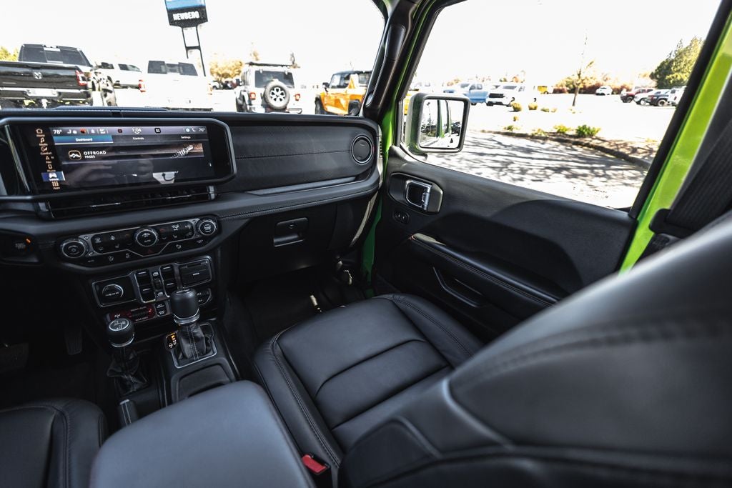 2025 Jeep Wrangler Rubicon X