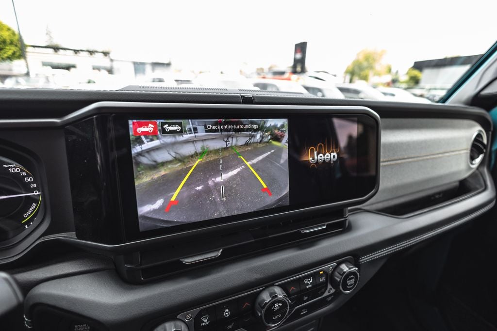 2024 Jeep Wrangler Sahara 4xe