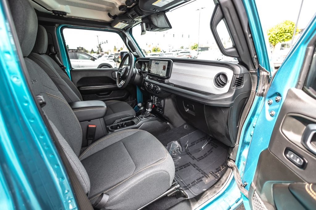 2024 Jeep Wrangler Sahara 4xe