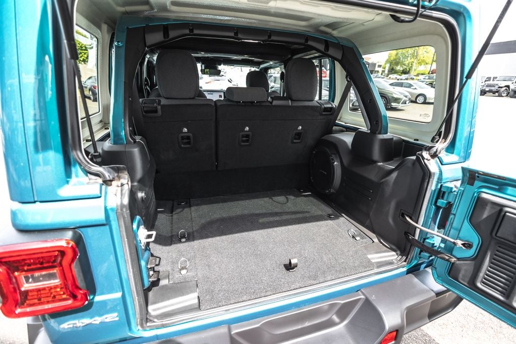 2024 Jeep Wrangler Sahara 4xe