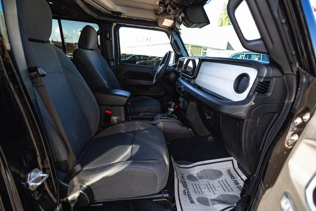 2024 Jeep Gladiator Sport