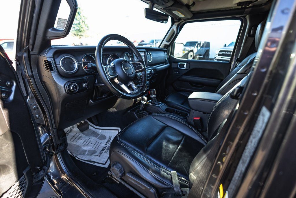 2023 Jeep Gladiator Overland