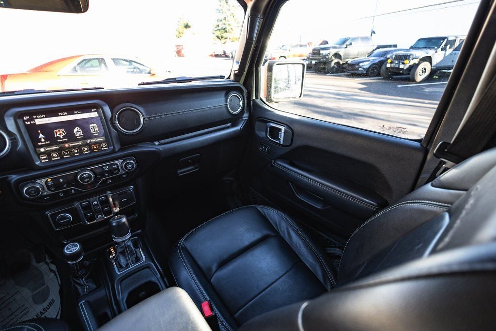 2023 Jeep Gladiator Overland