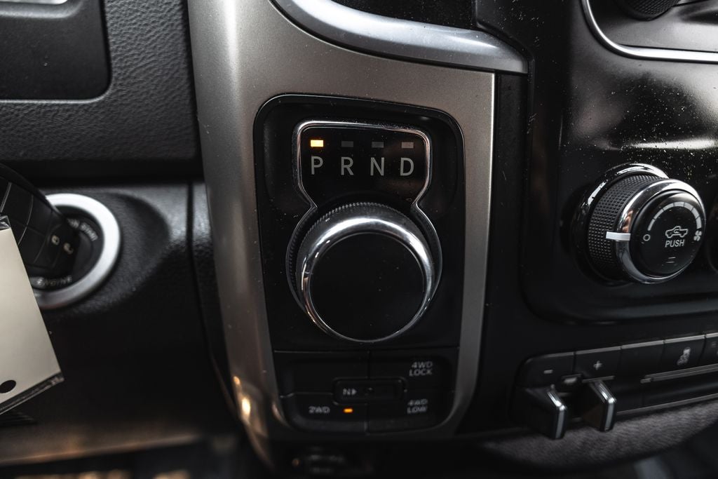 2016 RAM 1500 SLT