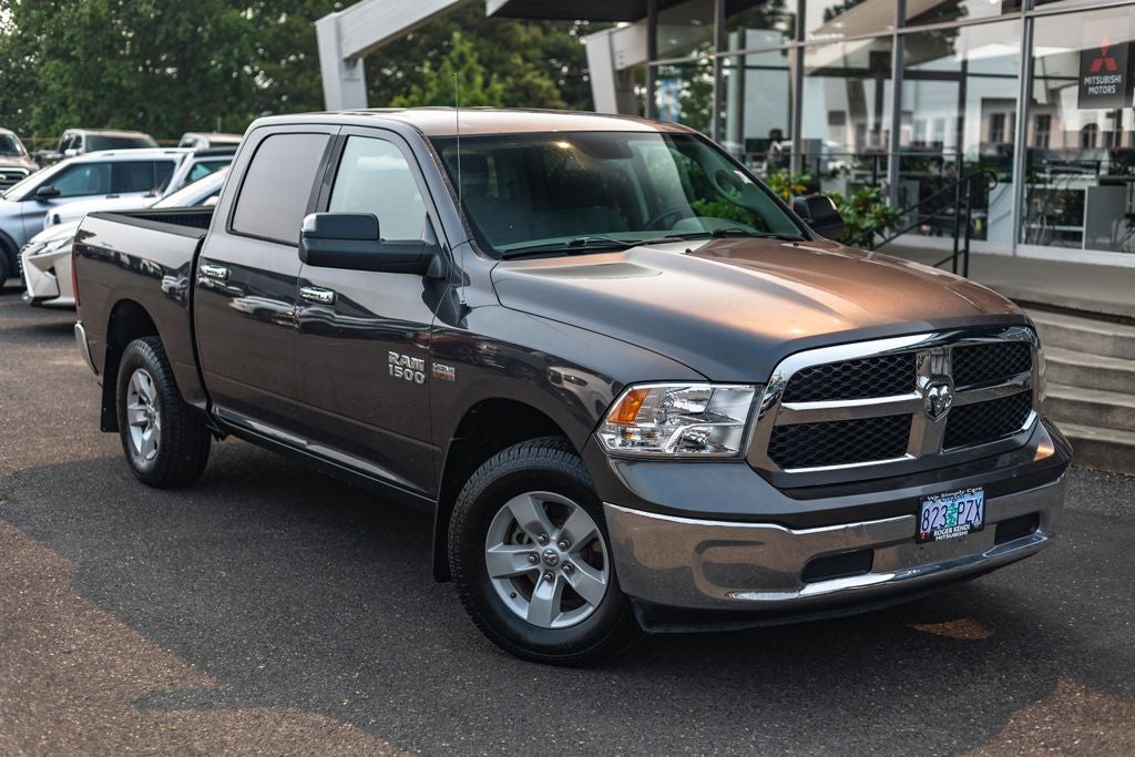 2016 RAM 1500 SLT