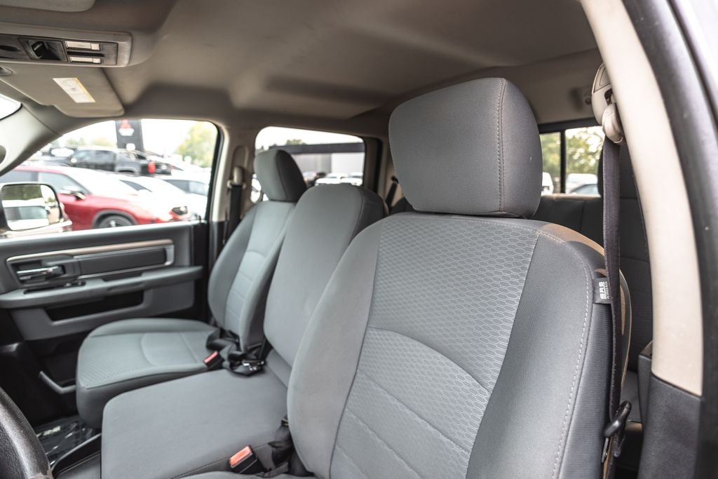 2016 RAM 1500 SLT