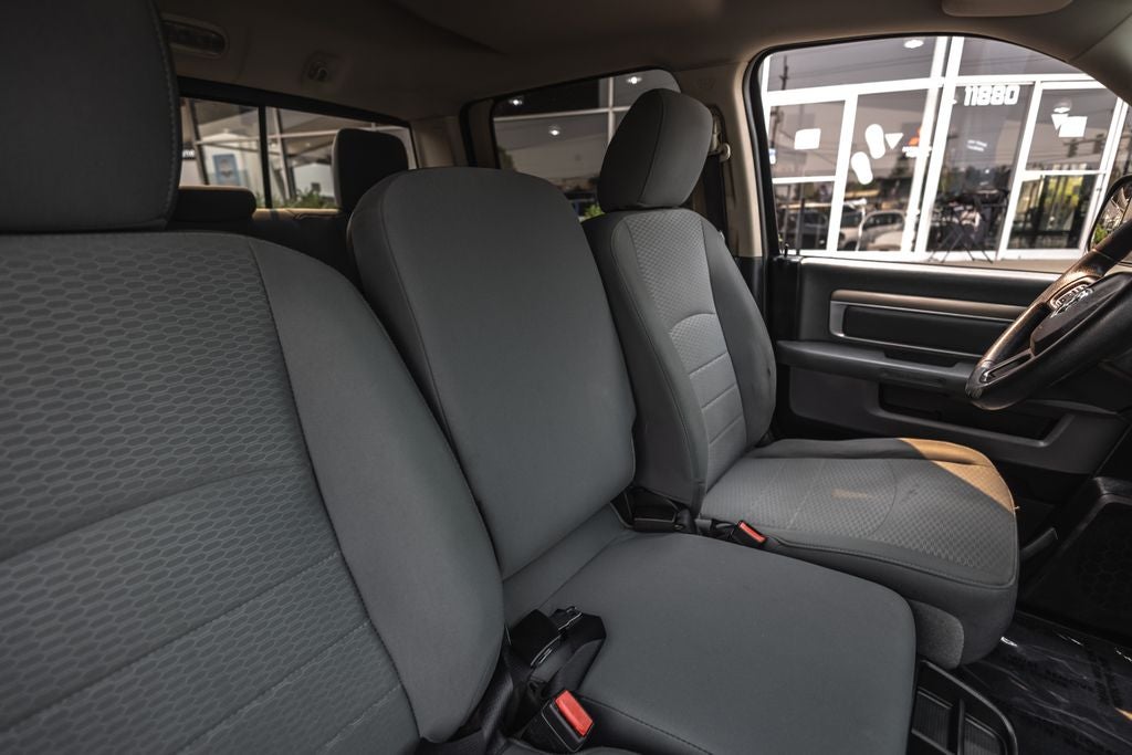 2016 RAM 1500 SLT