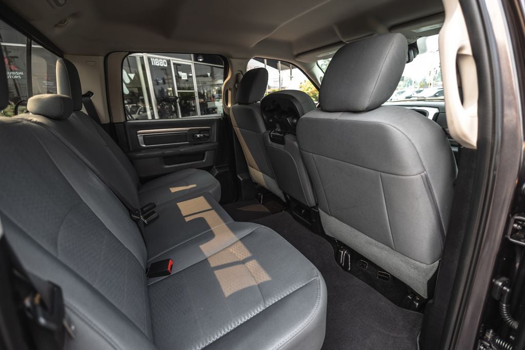 2016 RAM 1500 SLT