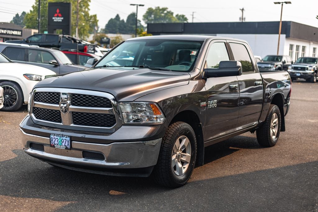 2016 RAM 1500 SLT
