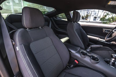 2017 Ford Mustang V6