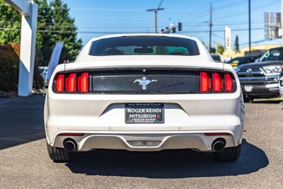 2017 Ford Mustang V6