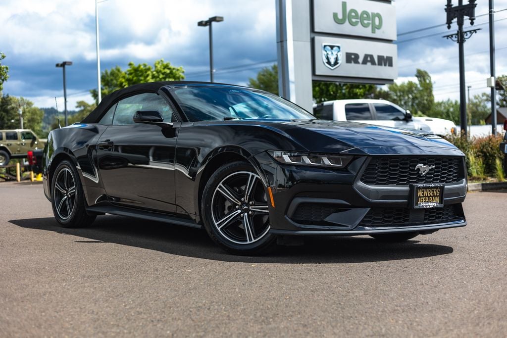 2024 Ford Mustang EcoBoost Convertible's photo