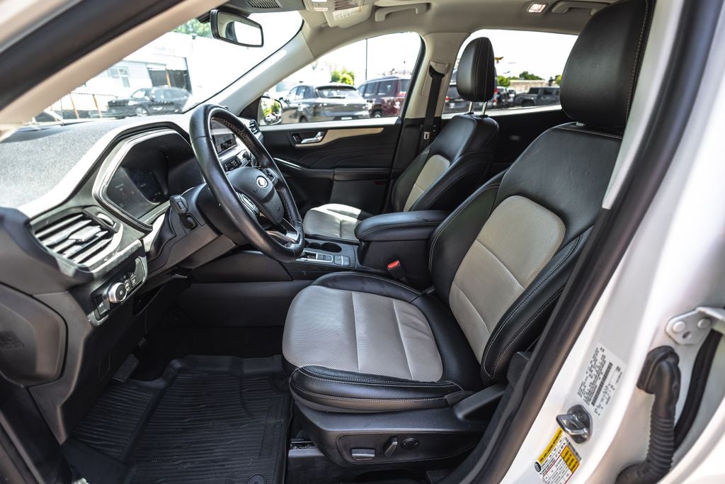 2021 Ford Escape Titanium