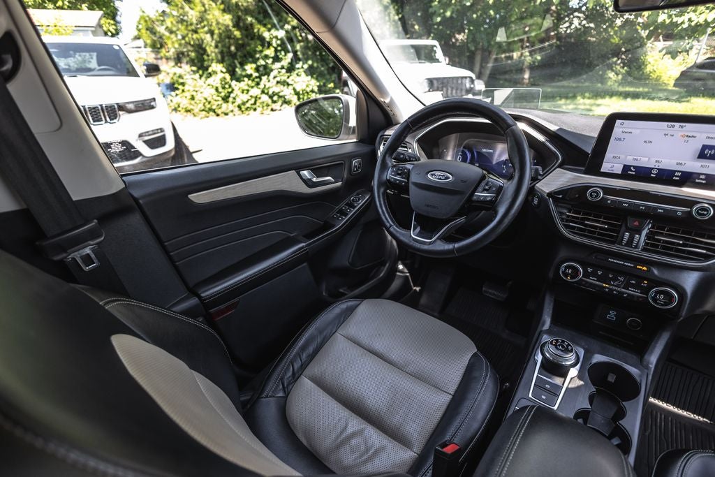 2021 Ford Escape Titanium