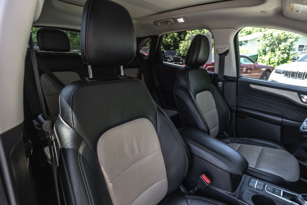2021 Ford Escape Titanium