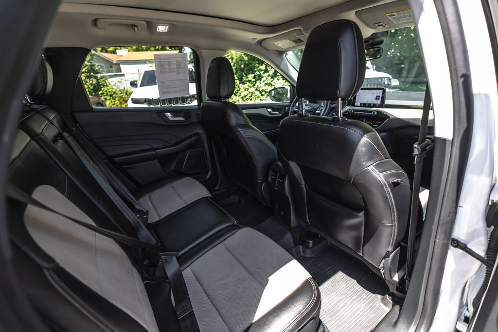 2021 Ford Escape Titanium