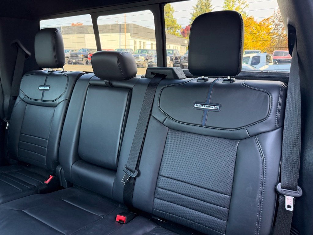 2025 Ford F-350SD Platinum
