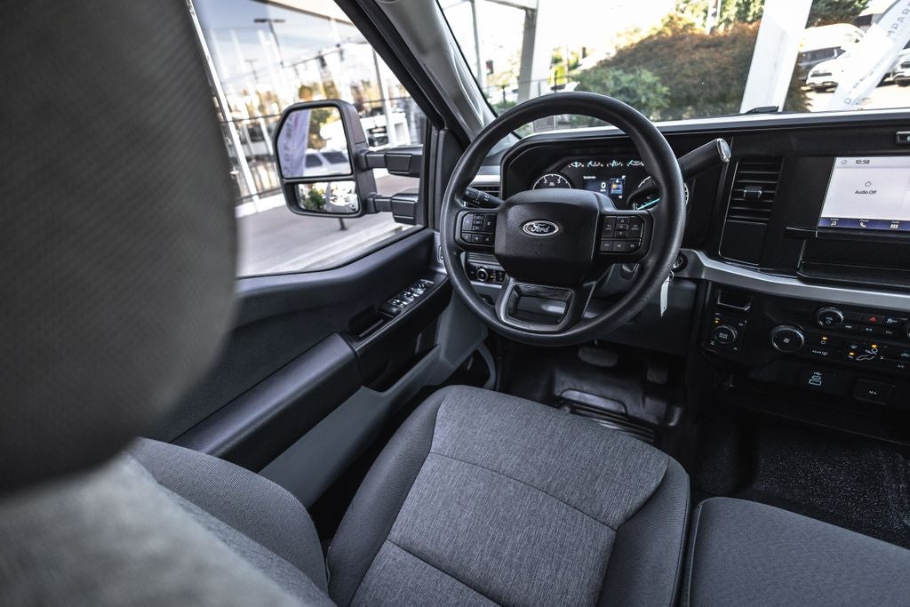 2025 Ford F-350SD XL