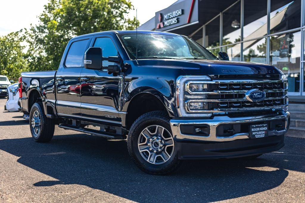2025 Ford F-350SD Lariat