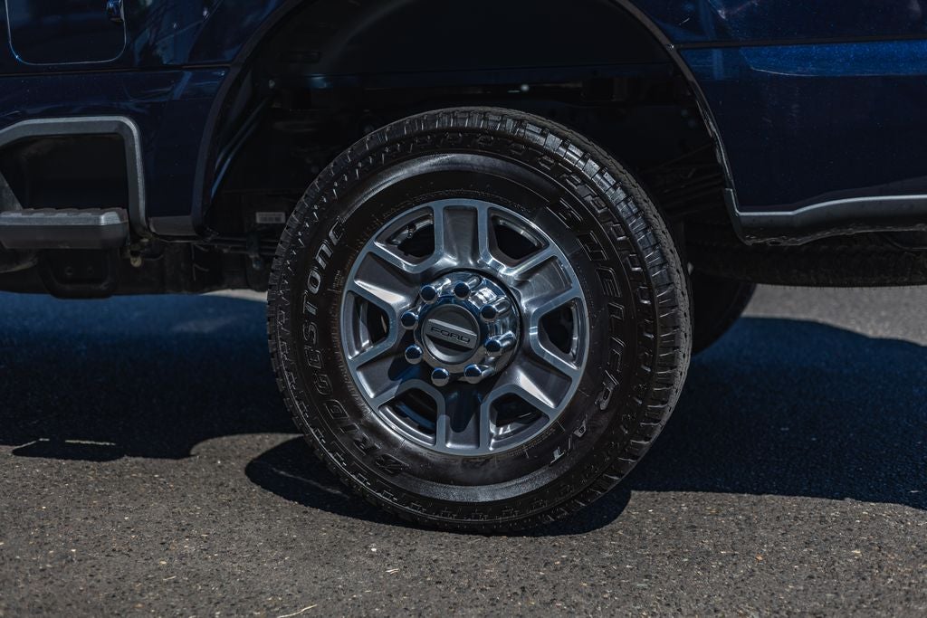 2025 Ford F-350SD Lariat
