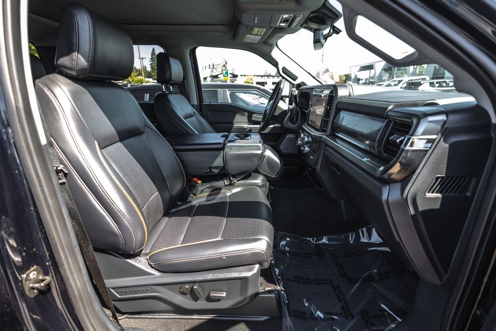 2025 Ford F-350SD Lariat