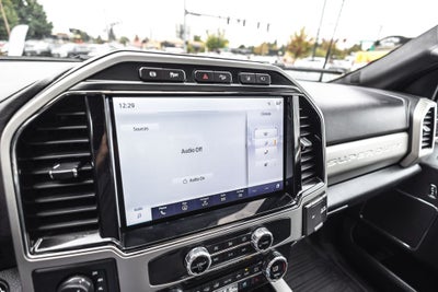 2022 Ford F-350SD LARIAT