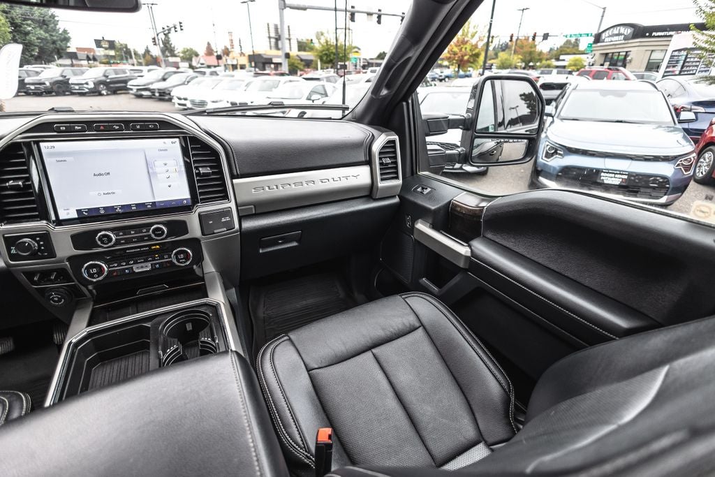2022 Ford F-350SD LARIAT