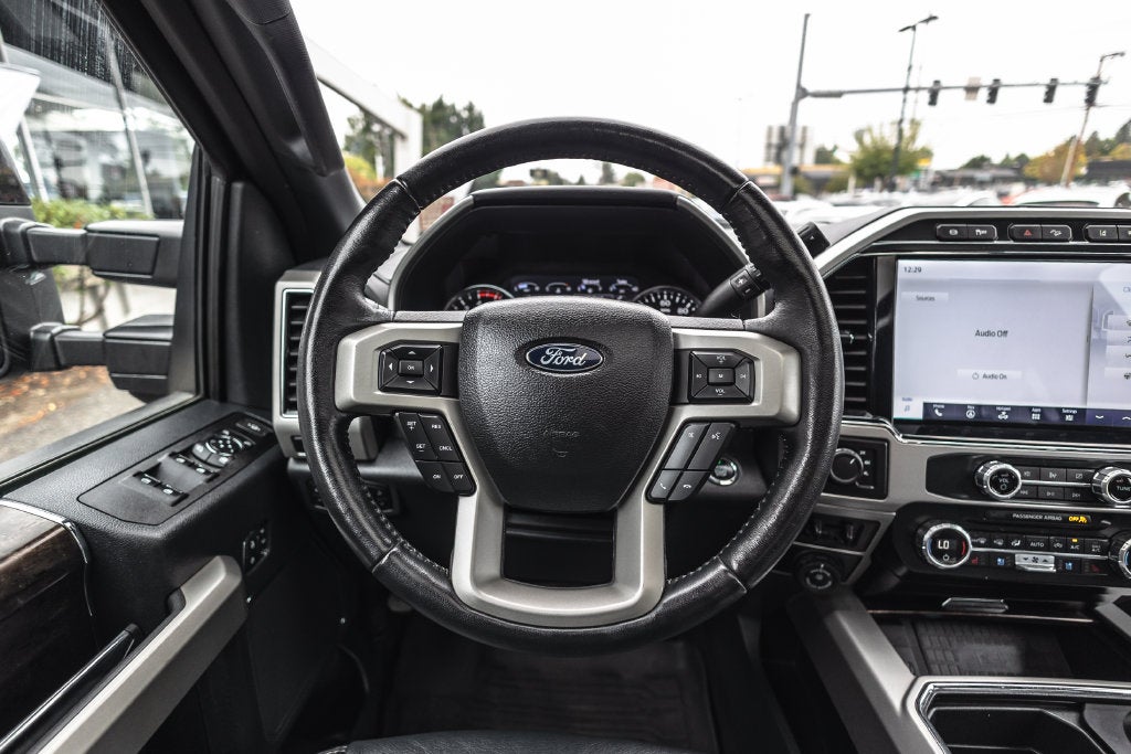 2022 Ford F-350SD LARIAT