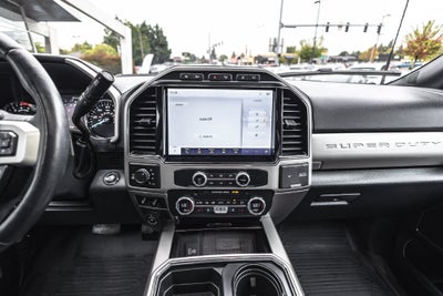 2022 Ford F-350SD LARIAT