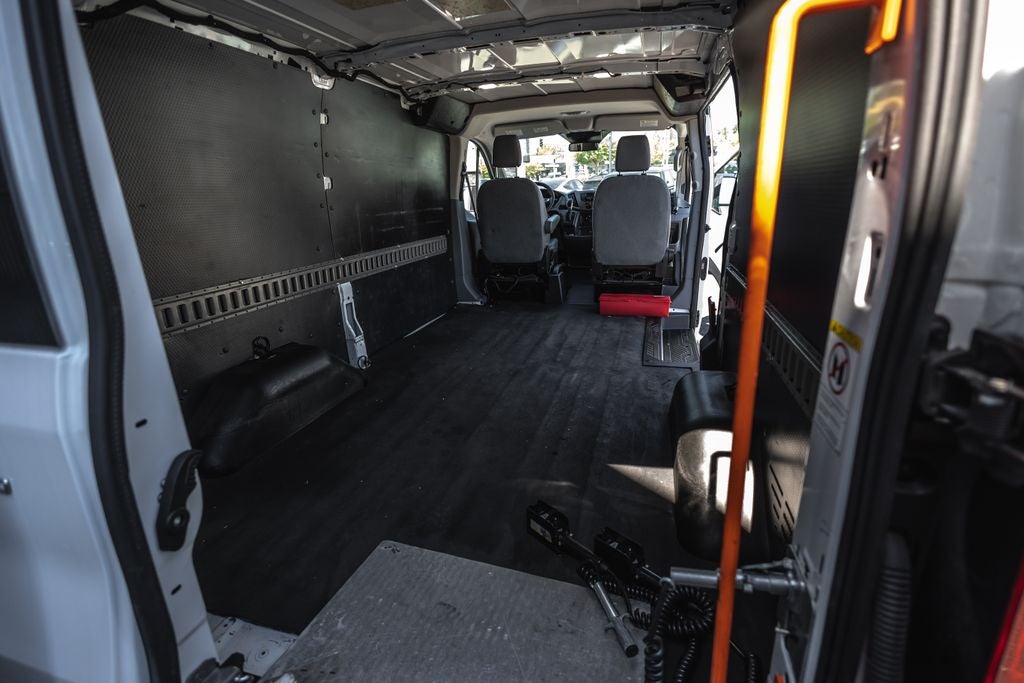 2018 Ford Transit-250 Base