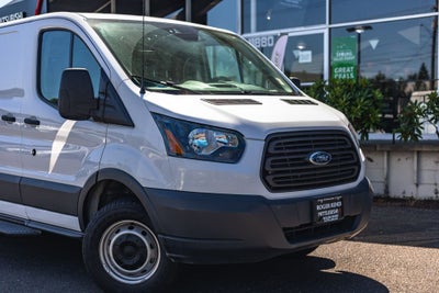 2018 Ford Transit-250 Base