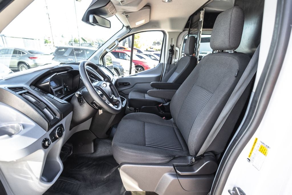 2017 Ford Transit-250 Base