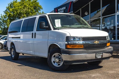 2020 Chevrolet Express 3500 LT Passenger