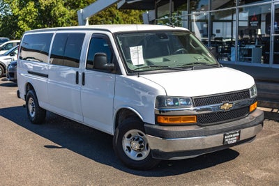 2020 Chevrolet Express 3500 LT Passenger