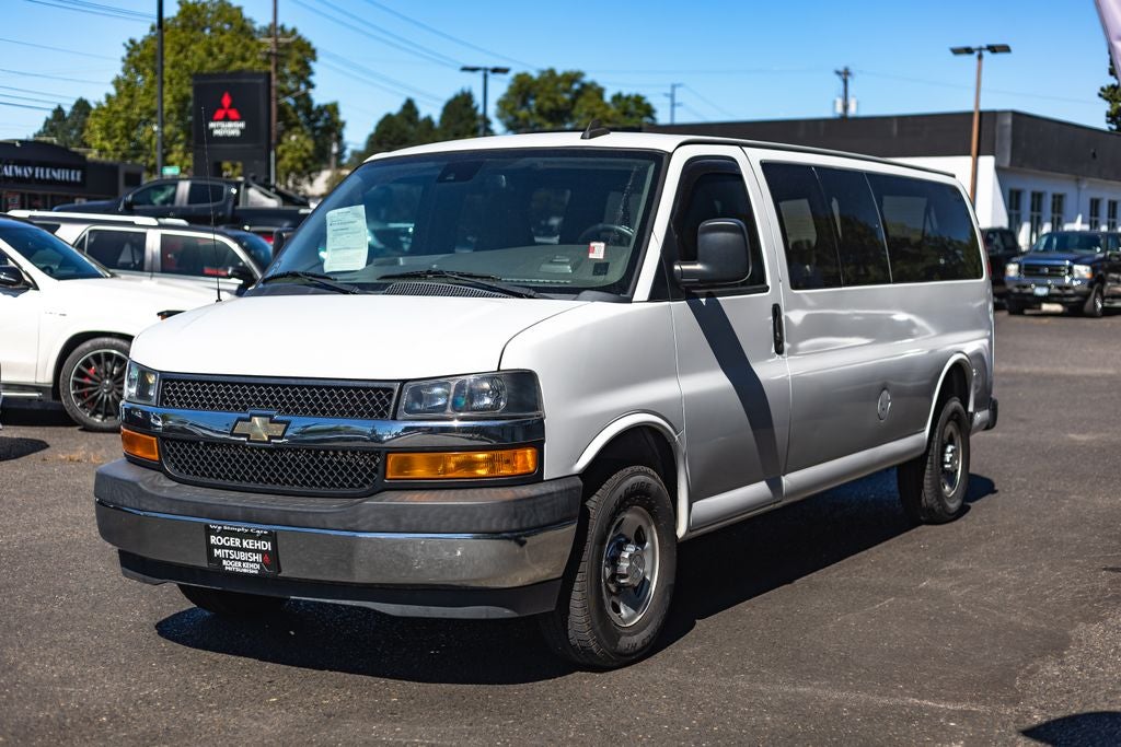 2020 Chevrolet Express 3500 LT Passenger