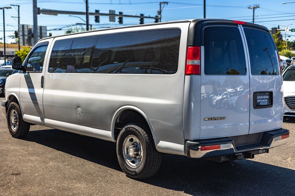 2020 Chevrolet Express 3500 LT Passenger