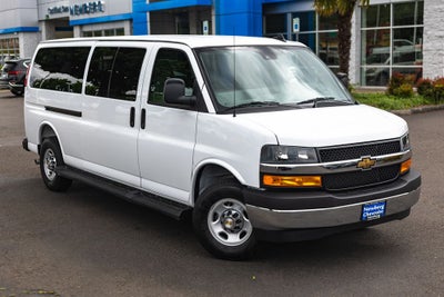 2025 Chevrolet Express 3500 LT Passenger