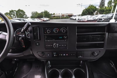 2025 Chevrolet Express 3500 LT Passenger