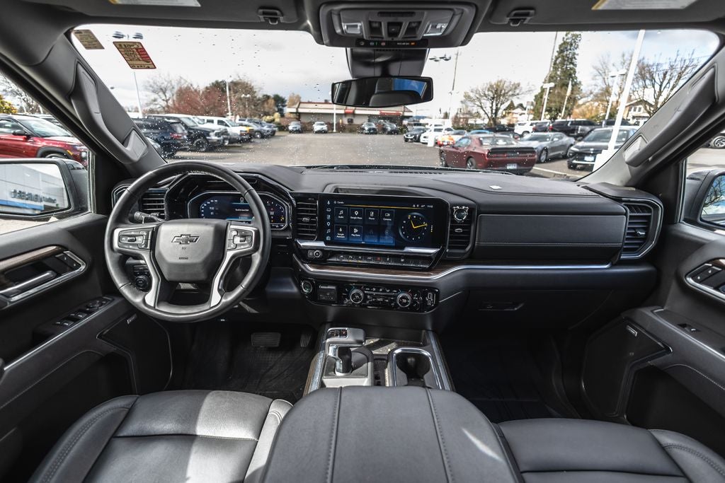 2025 Chevrolet Silverado 1500 RST