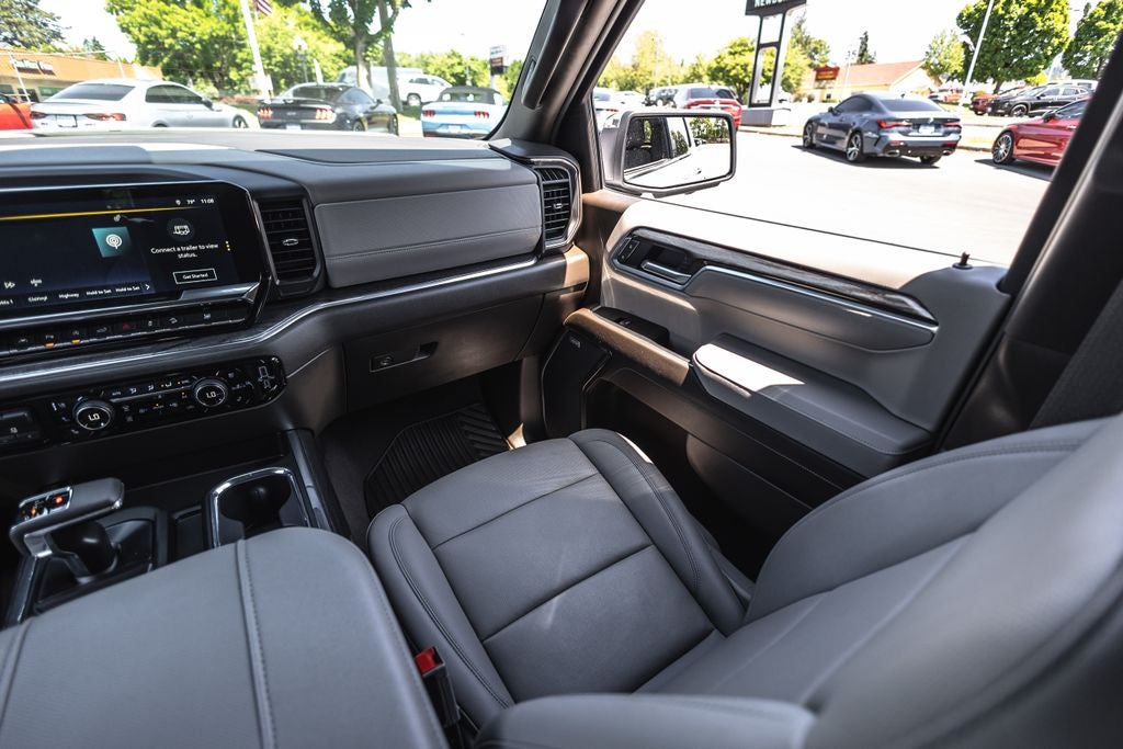 2025 Chevrolet Silverado 1500 LTZ