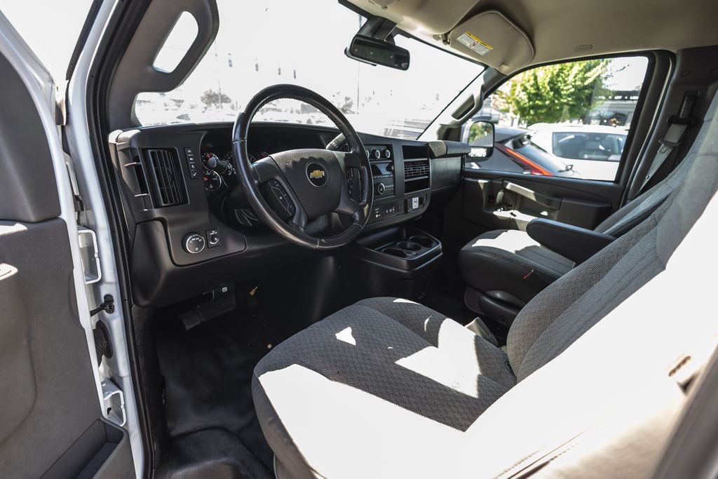 2020 Chevrolet Express 2500 Work Van Cargo