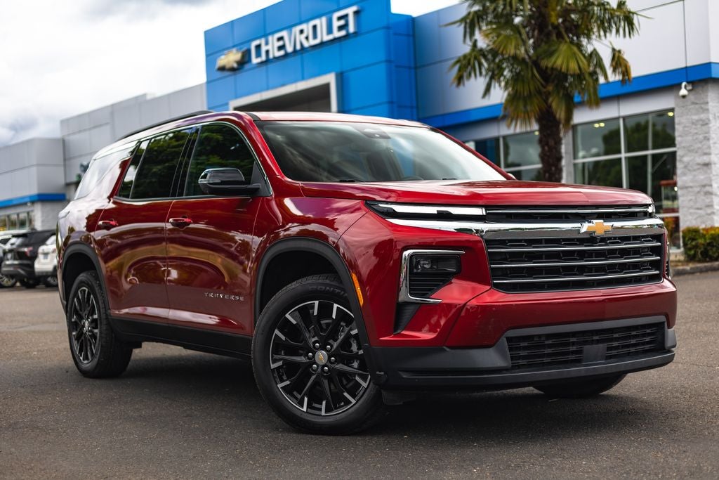 2025 Chevrolet Traverse LT 2LT