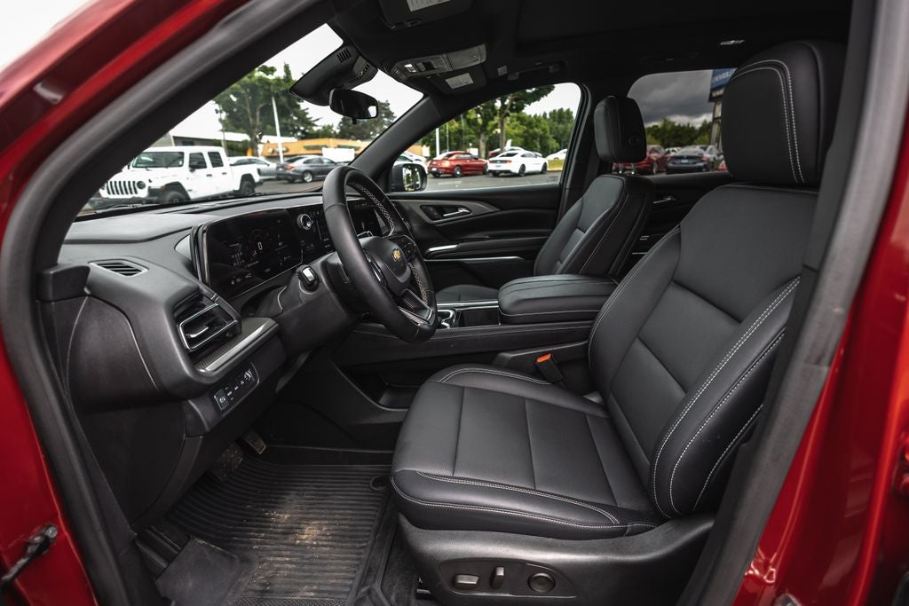 2025 Chevrolet Traverse LT 2LT