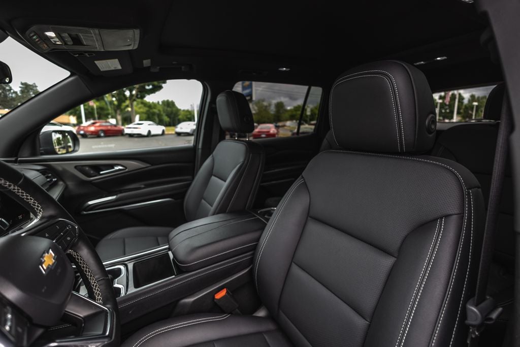 2025 Chevrolet Traverse LT 2LT