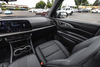 2025 Chevrolet Traverse LT 2LT