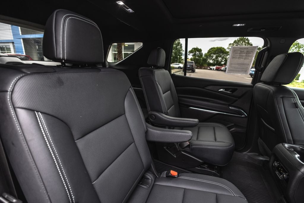 2025 Chevrolet Traverse LT 2LT