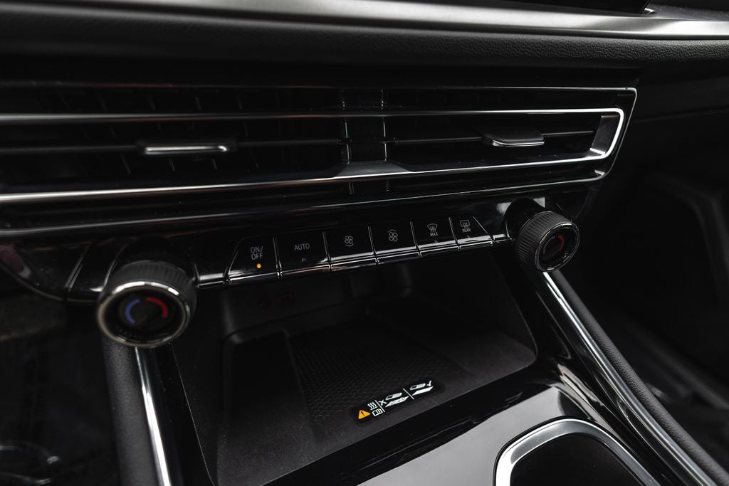 2025 Chevrolet Traverse LT 2LT